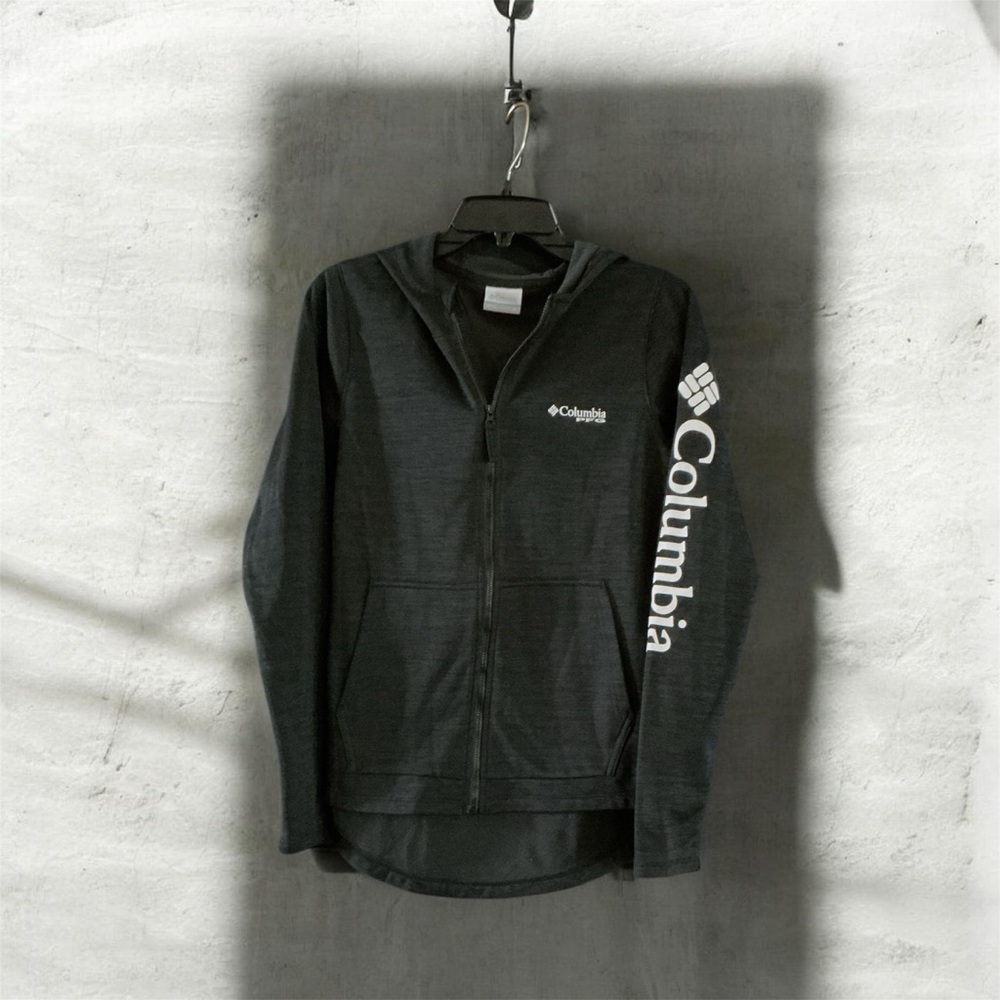 Columbia women’s Black Hoodie Sweater